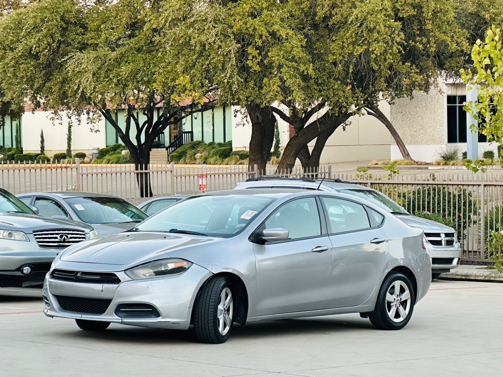 2015 Dodge Dart Image 4