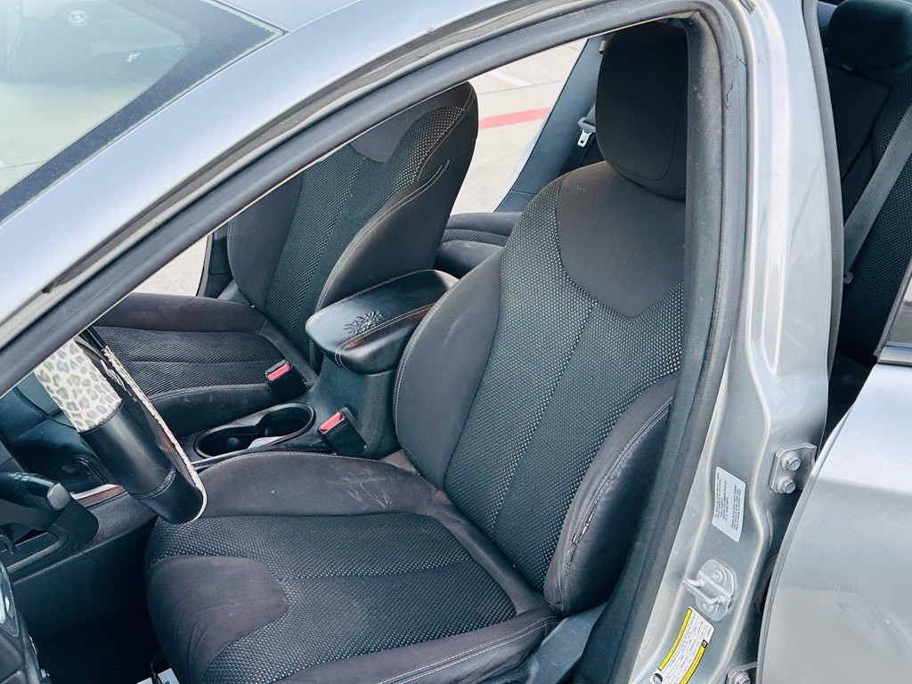 2015 Dodge Dart Image 16