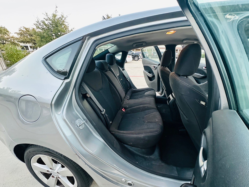 2015 Dodge Dart Image 19