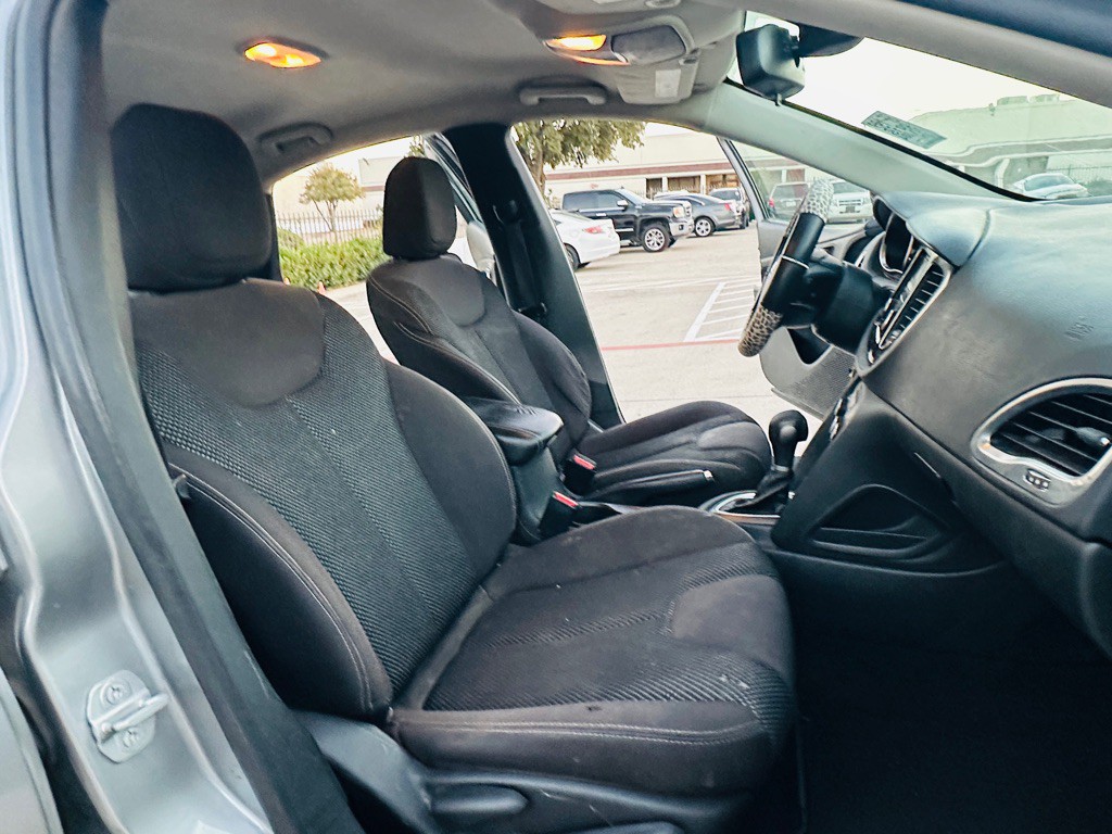 2015 Dodge Dart Image 21