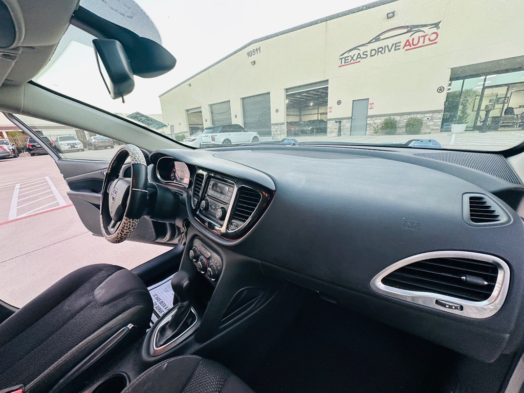 2015 Dodge Dart Image 24