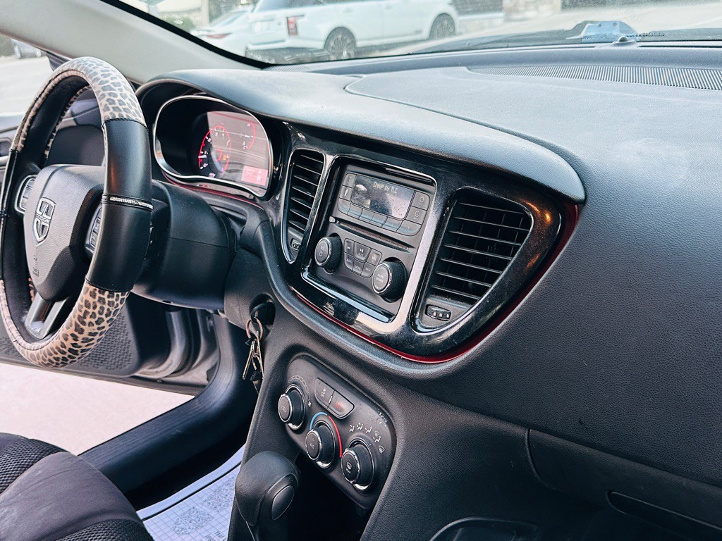 2015 Dodge Dart Image 25