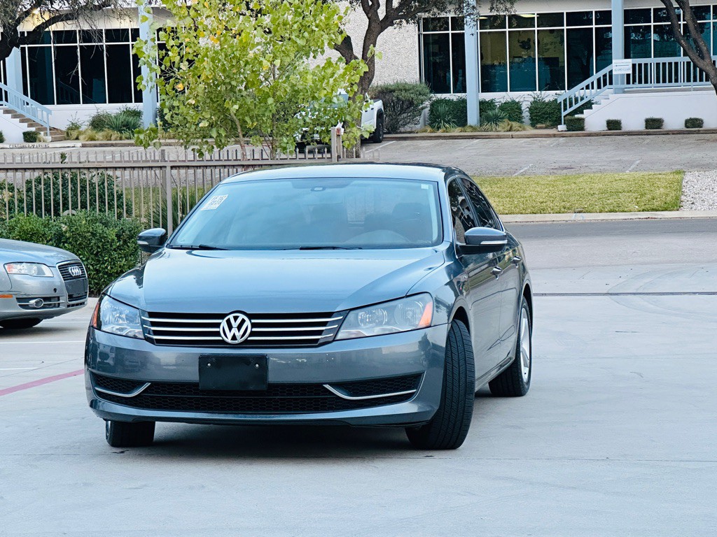 2014 Volkswagen Passat Image 3