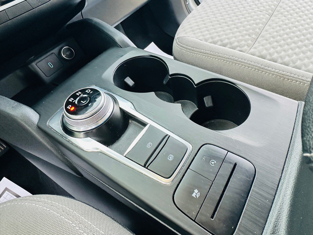 2020 Ford Escape Image 21