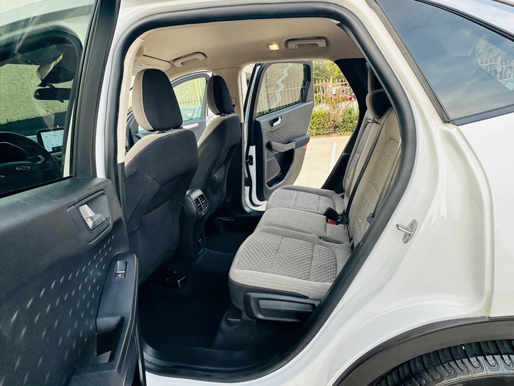 2020 Ford Escape Image 23