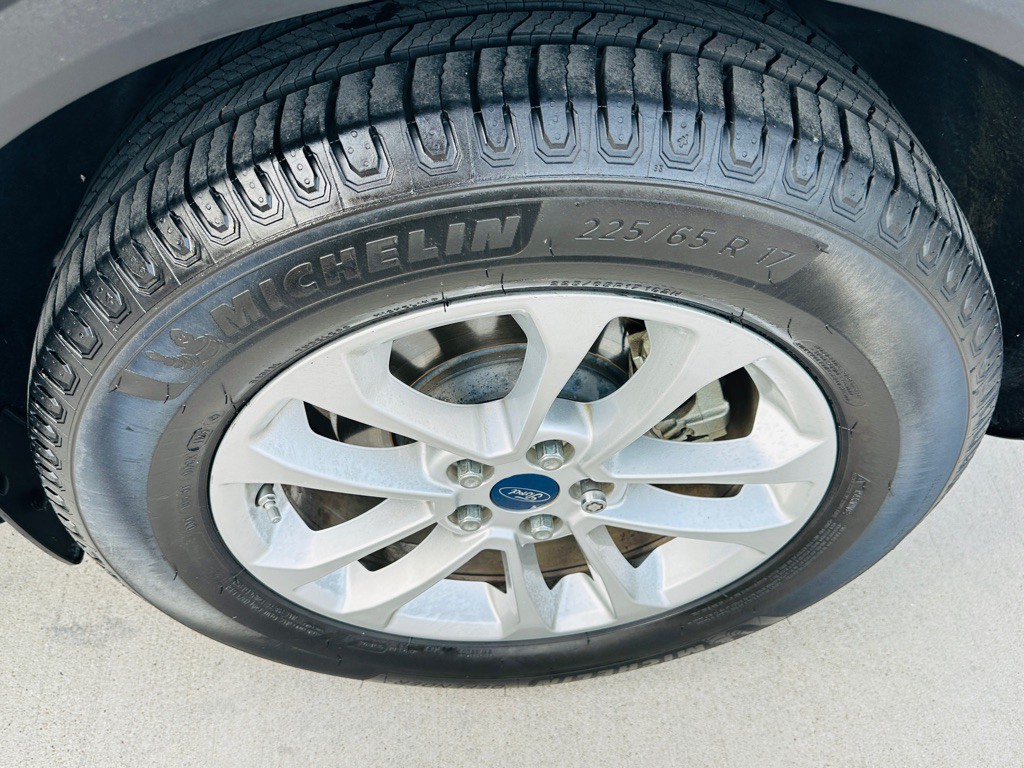 2020 Ford Escape Image 36