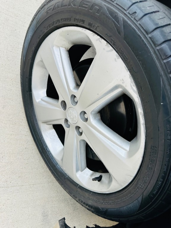 2016 Buick Enclave Image 33