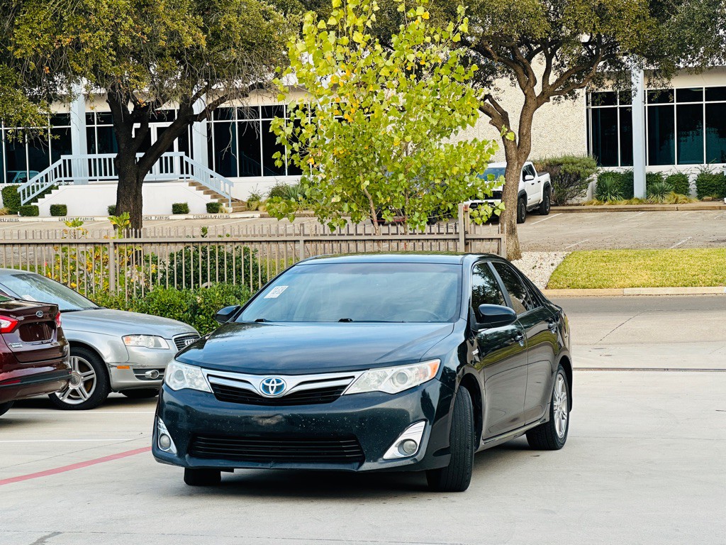 2013 Toyota Camry Image 3