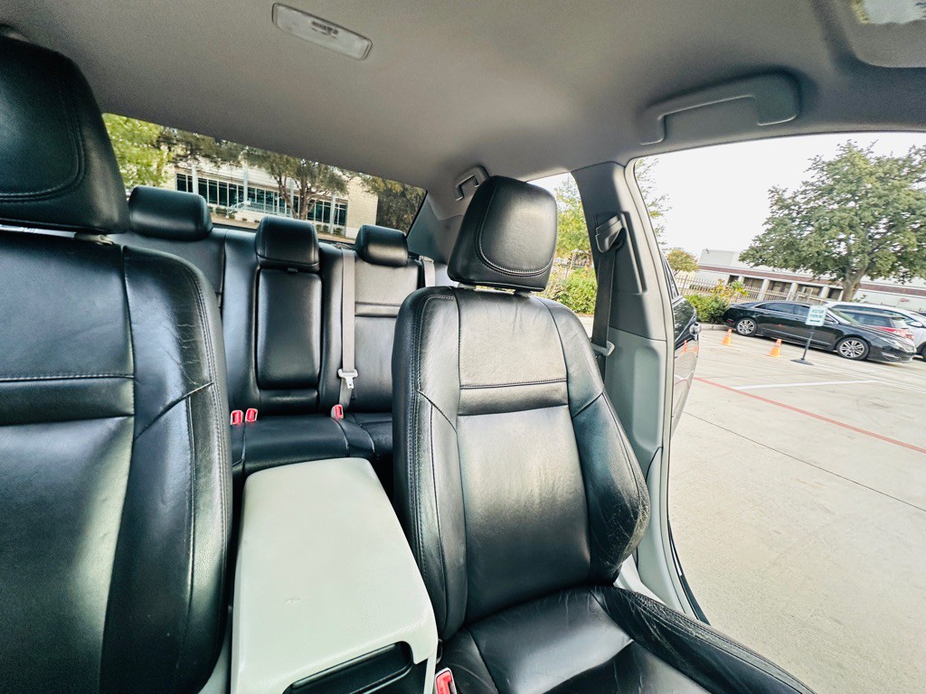 2013 Toyota Camry Image 25