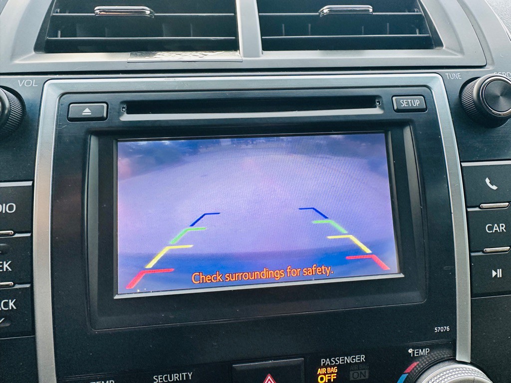 2013 Toyota Camry Image 28