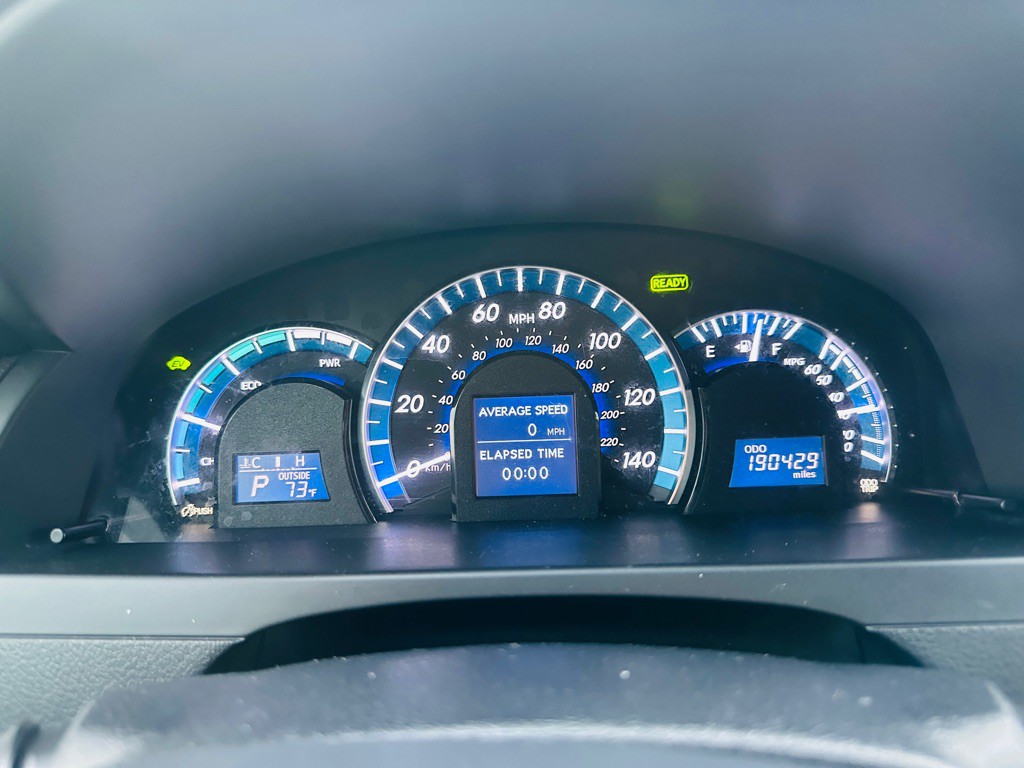 2013 Toyota Camry Image 29