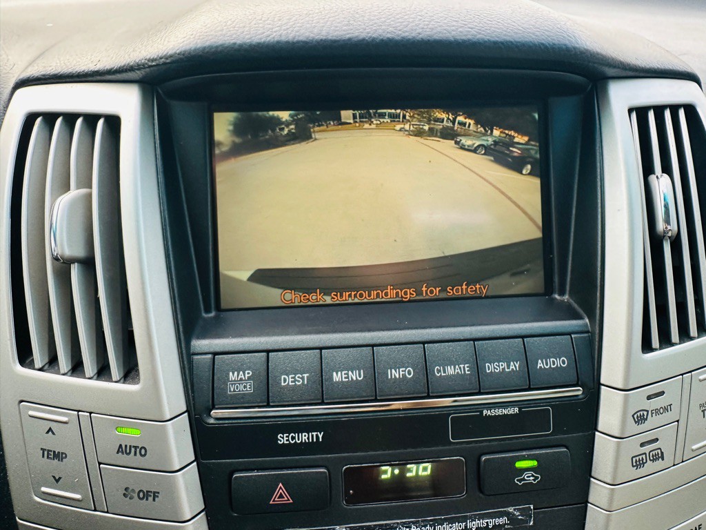 2008 Lexus RX Image 30