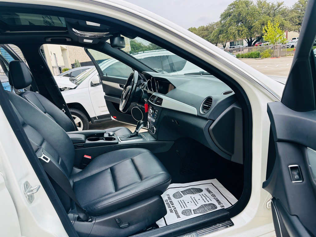 2013 Mercedes-Benz C-Class Image 21