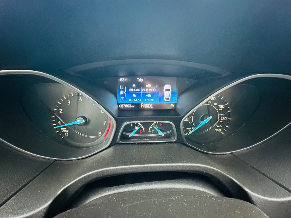 2017 Ford Focus Image 32