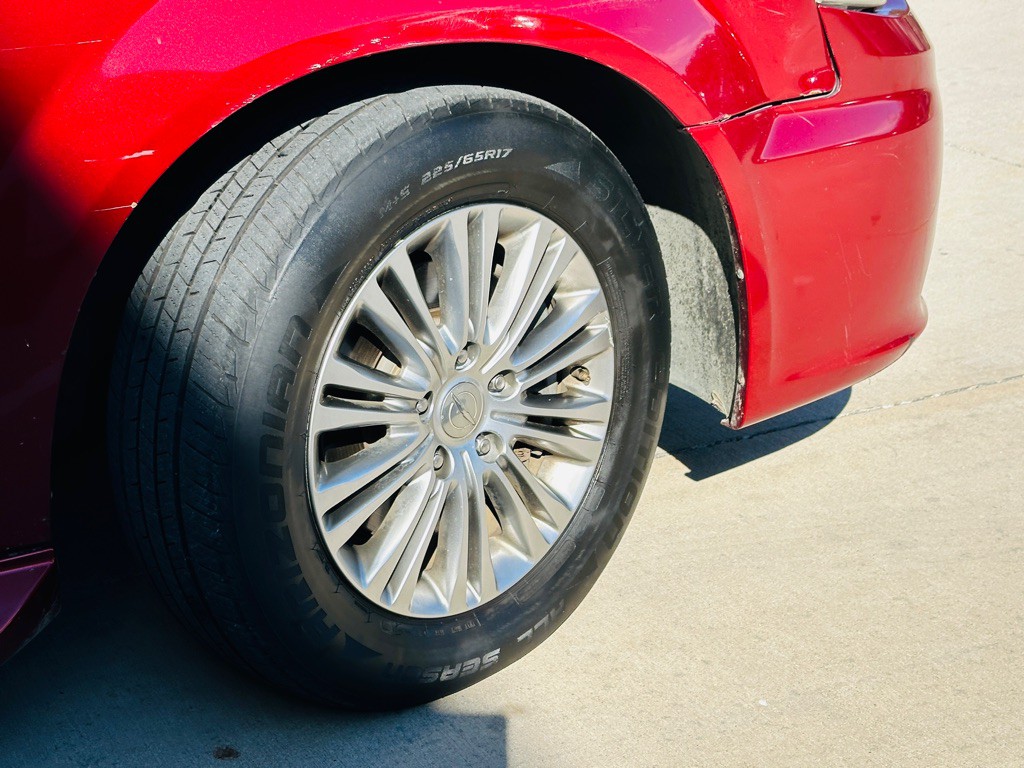 2013 Chrysler Town & Country Image 30