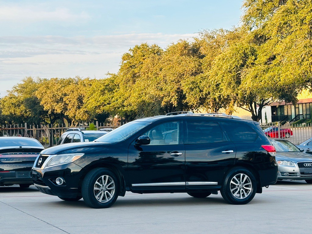 2014 Nissan Pathfinder Image 6