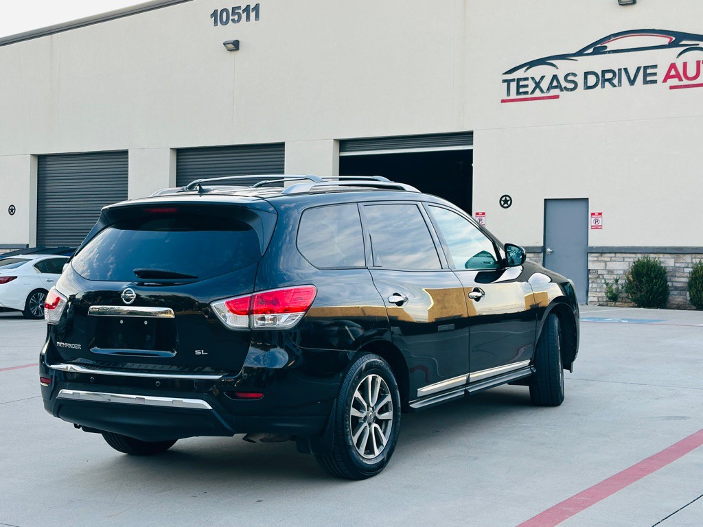 2014 Nissan Pathfinder Image 13