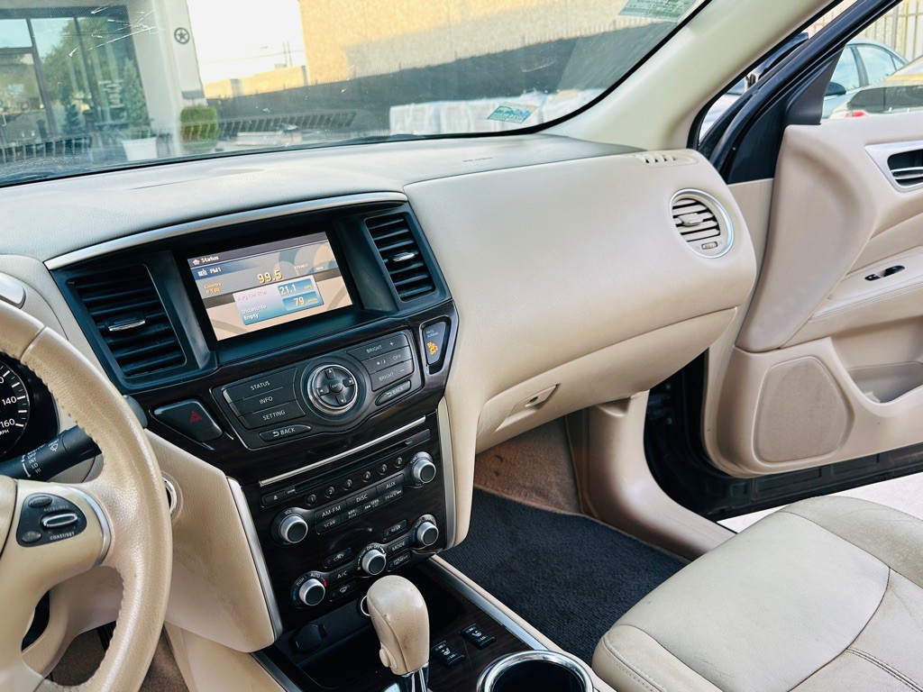 2014 Nissan Pathfinder Image 18