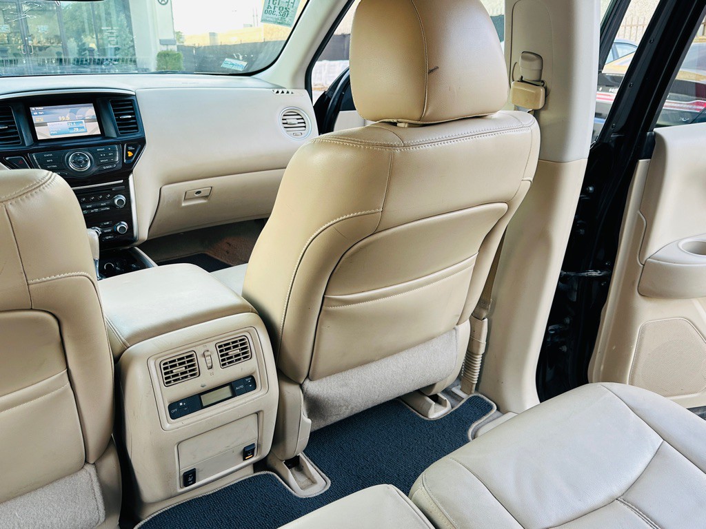 2014 Nissan Pathfinder Image 22