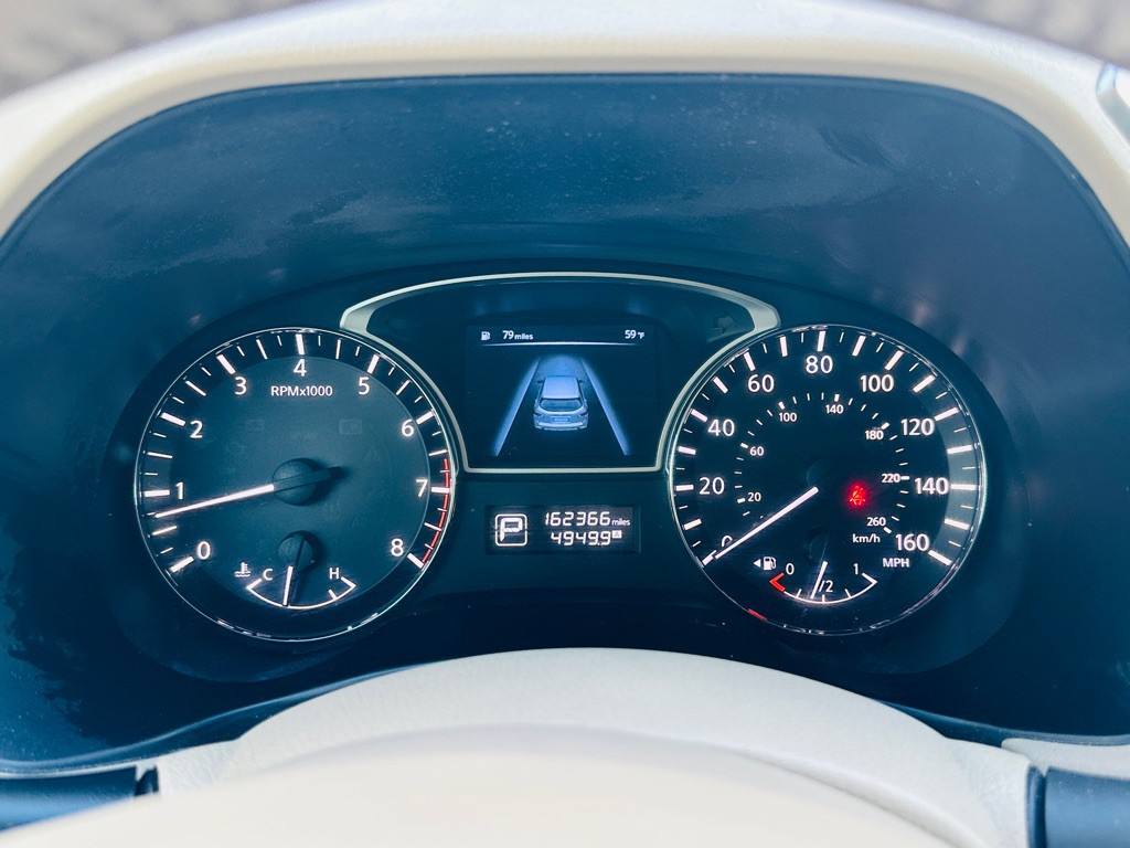 2014 Nissan Pathfinder Image 32