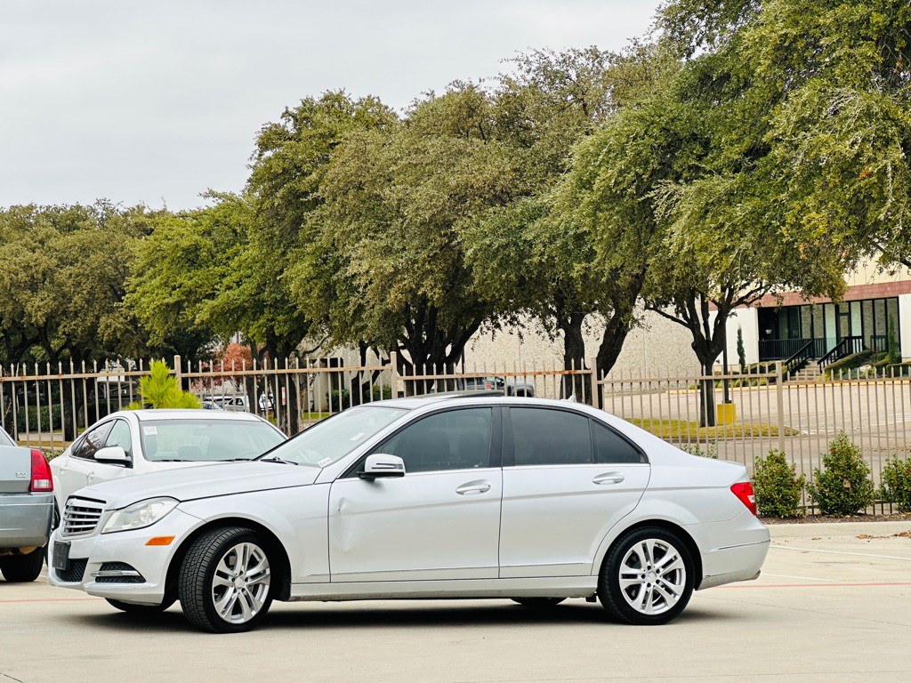2014 Mercedes-Benz C-Class Image 5