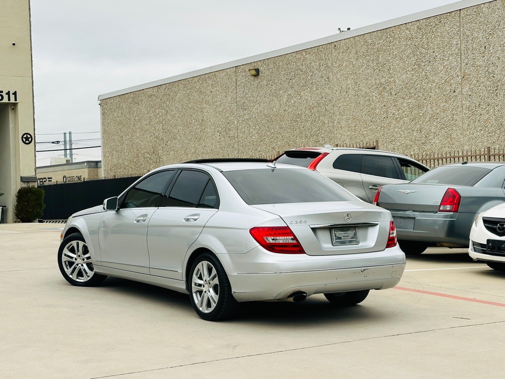 2014 Mercedes-Benz C-Class Image 8