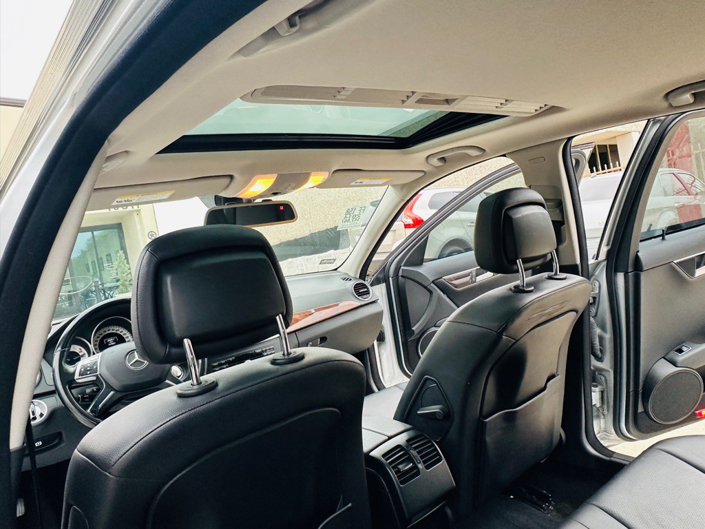 2014 Mercedes-Benz C-Class Image 20