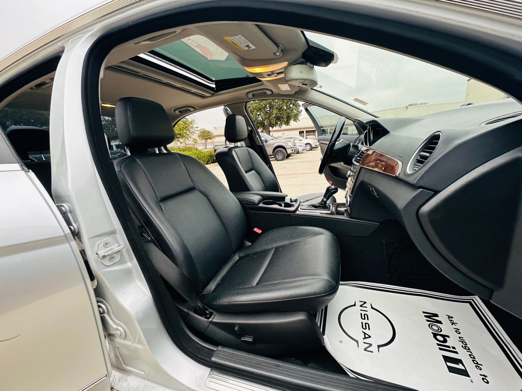 2014 Mercedes-Benz C-Class Image 27