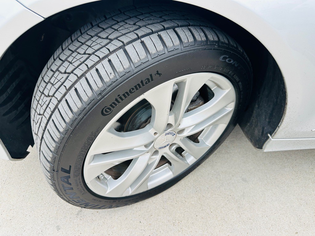 2014 Mercedes-Benz C-Class Image 33