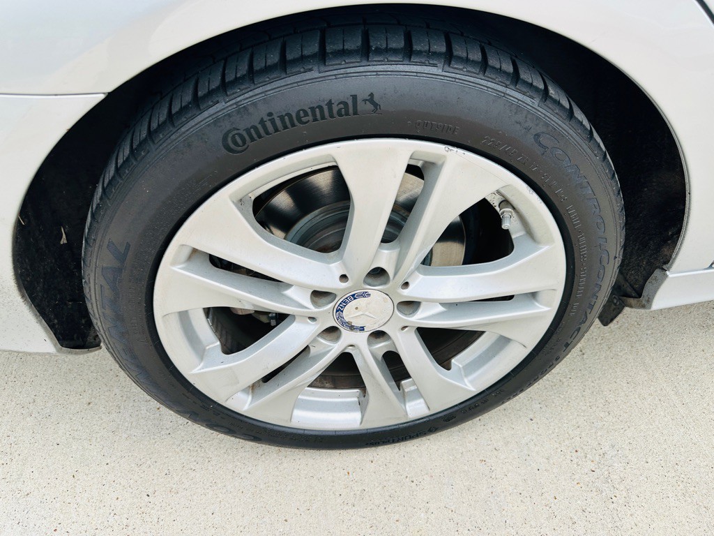 2014 Mercedes-Benz C-Class Image 35