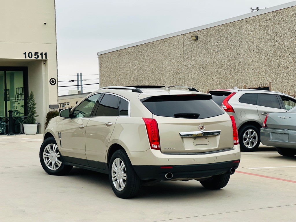 2011 Cadillac SRX Image 10