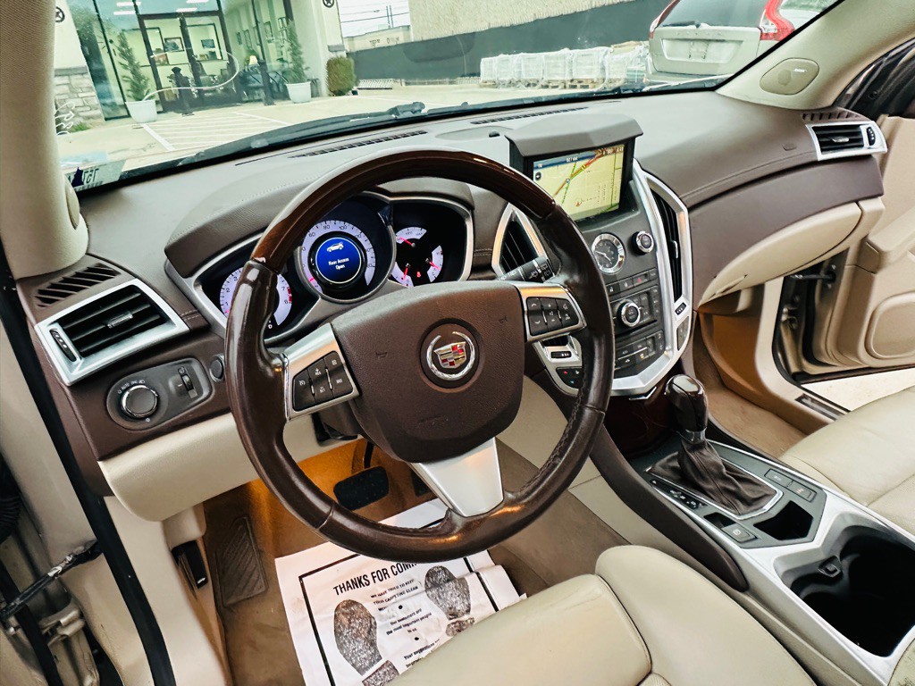 2011 Cadillac SRX Image 20