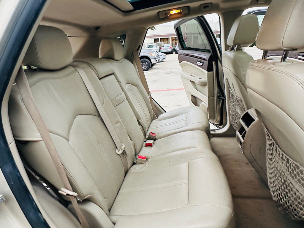 2011 Cadillac SRX Image 27