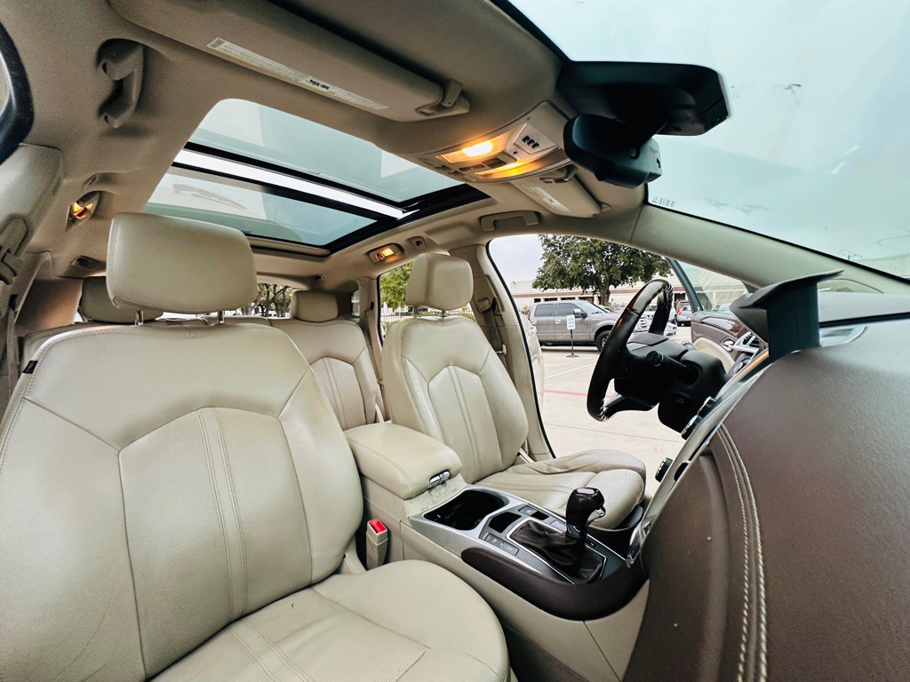 2011 Cadillac SRX Image 32