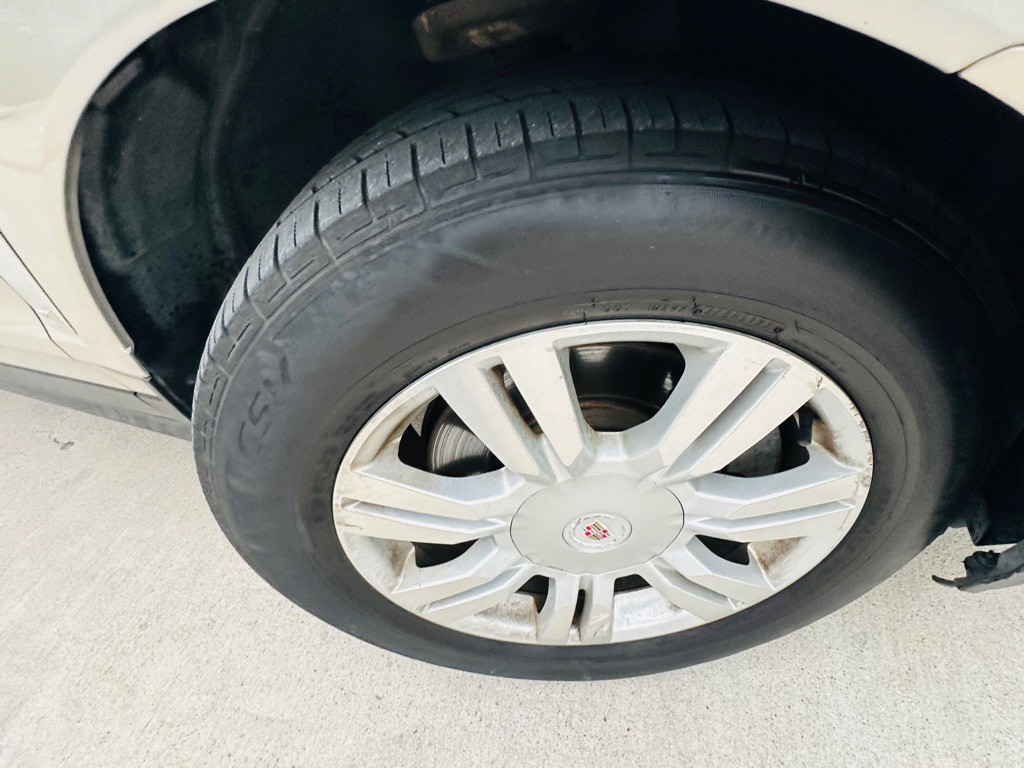 2011 Cadillac SRX Image 37