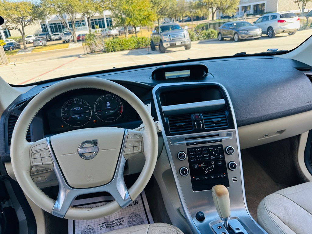 2011 Volvo XC60 Image 17