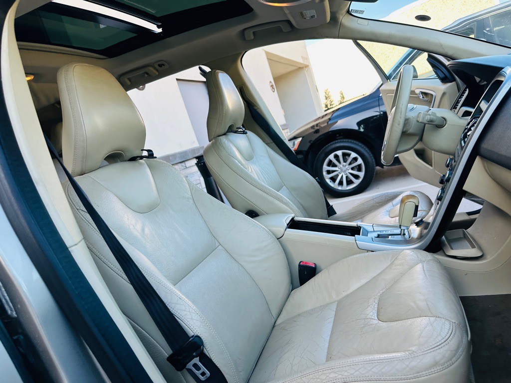 2011 Volvo XC60 Image 26