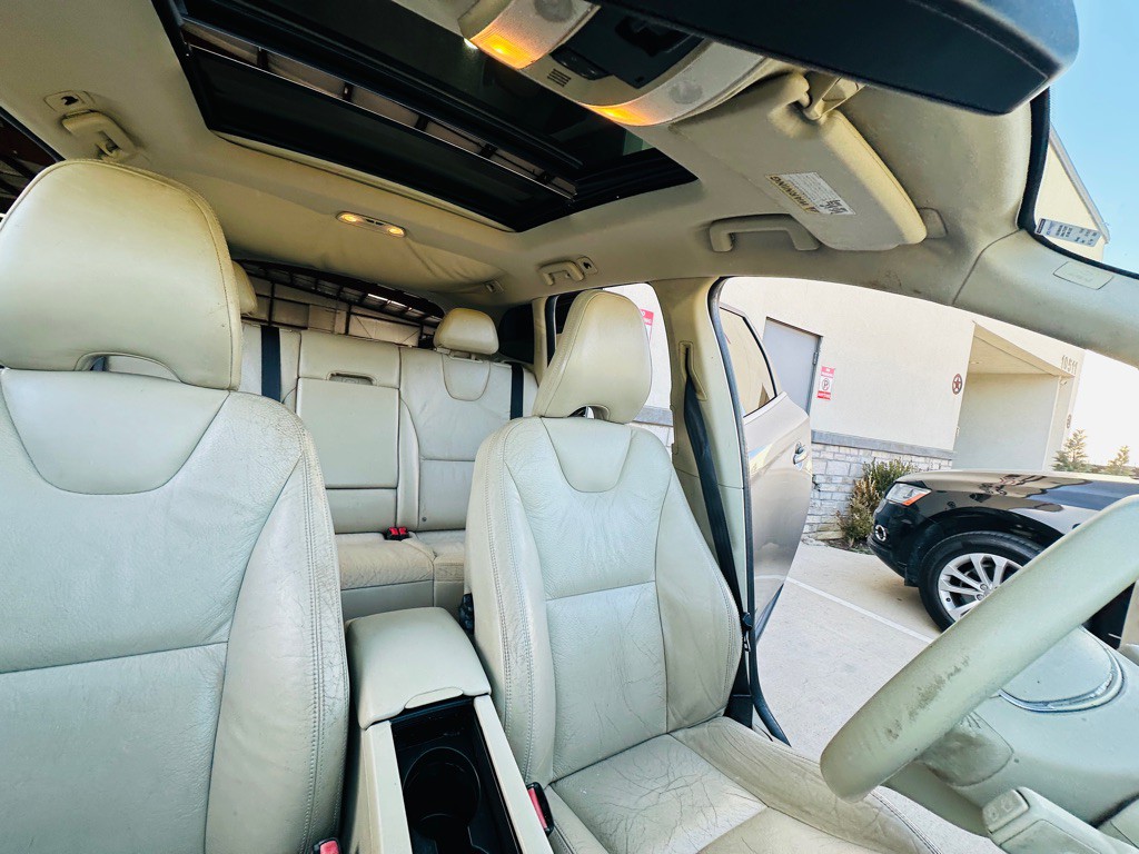 2011 Volvo XC60 Image 28