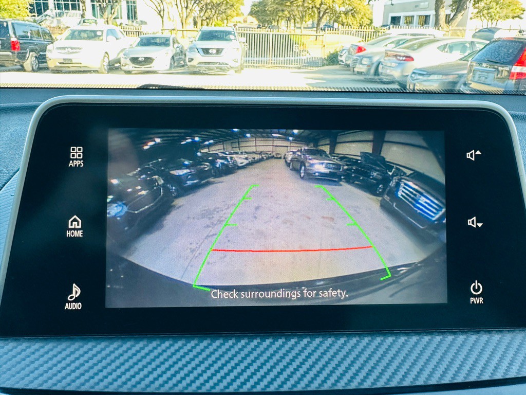 2018 Mitsubishi Eclipse Image 24