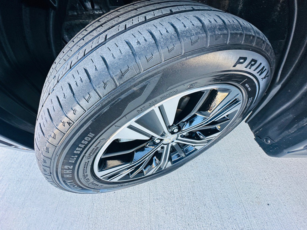 2018 Mitsubishi Eclipse Image 25