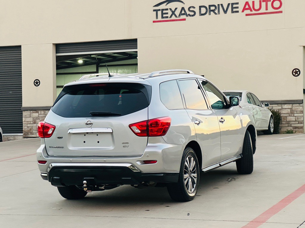 2018 Nissan Pathfinder Image 11