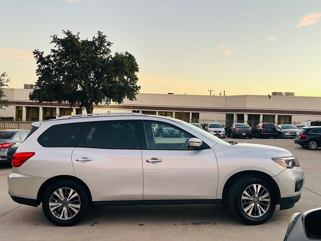 2018 Nissan Pathfinder Image 14