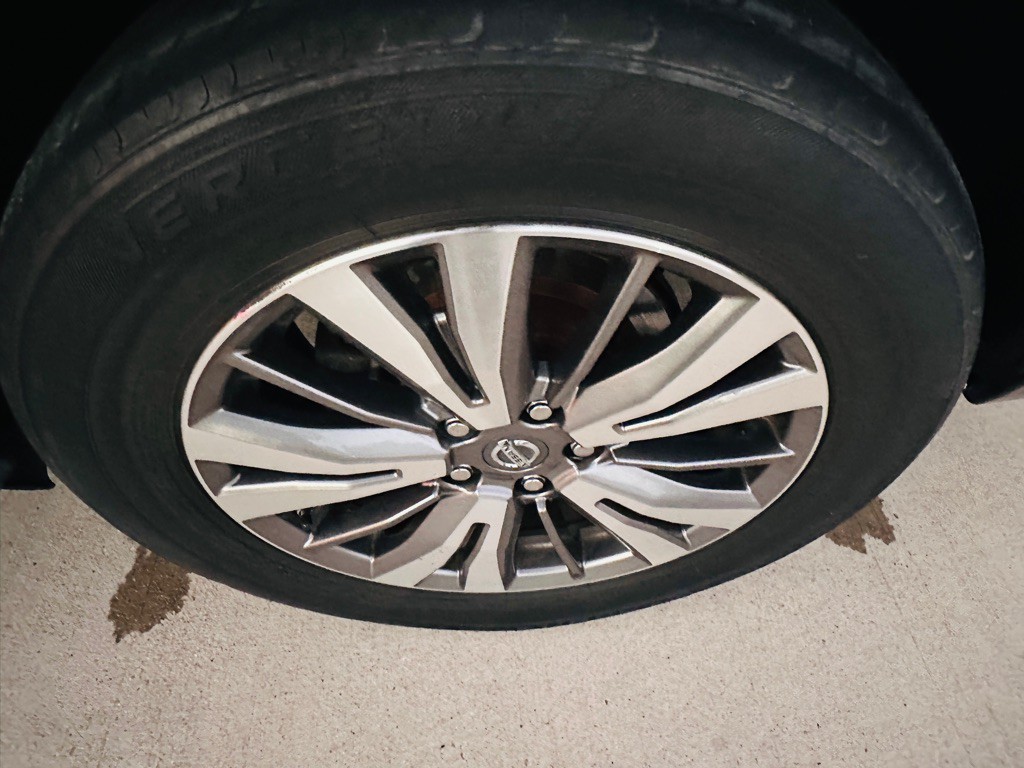 2018 Nissan Pathfinder Image 32