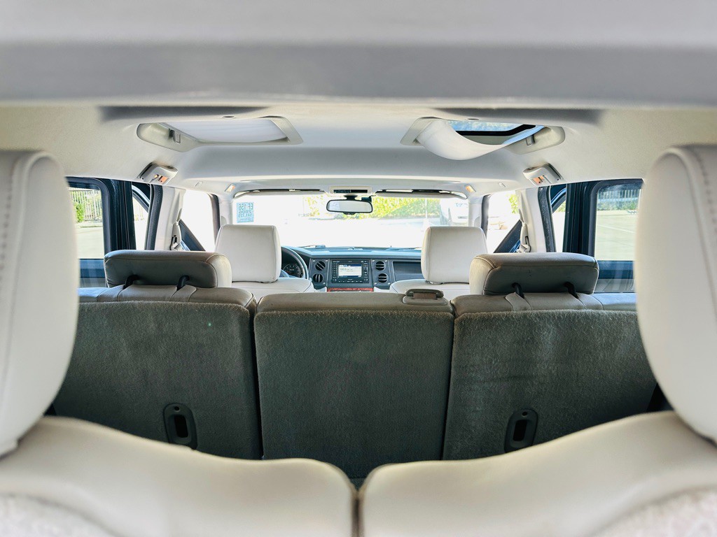 2006 Jeep Commander Image 23