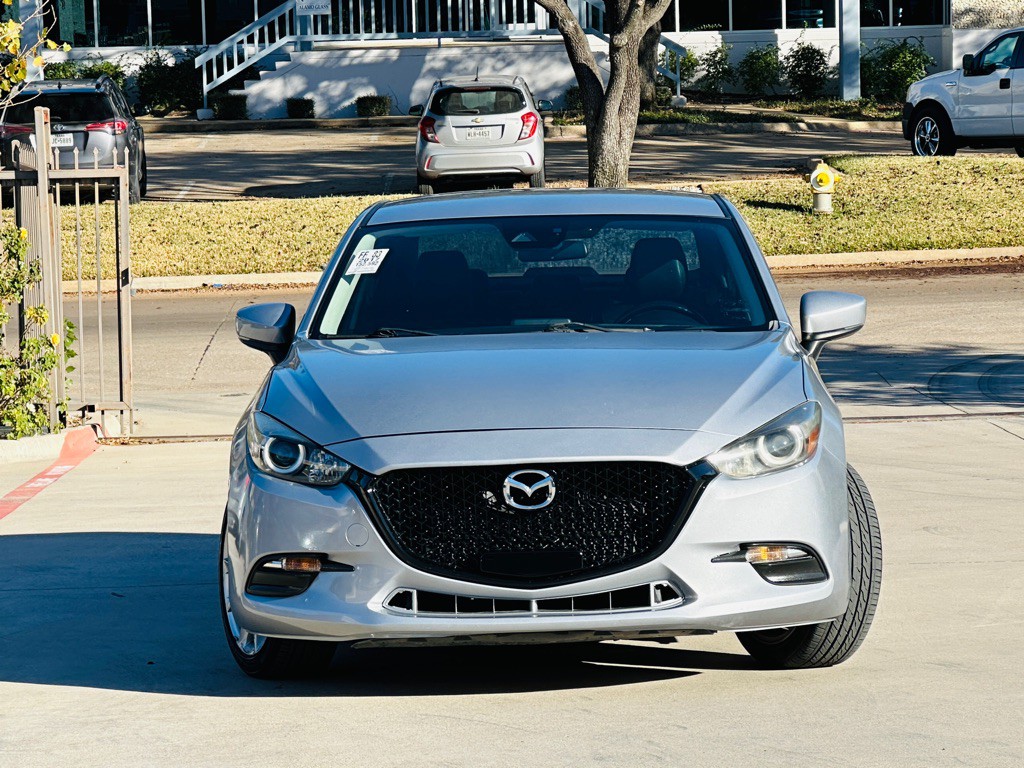2017 Mazda Mazda3 Image 2