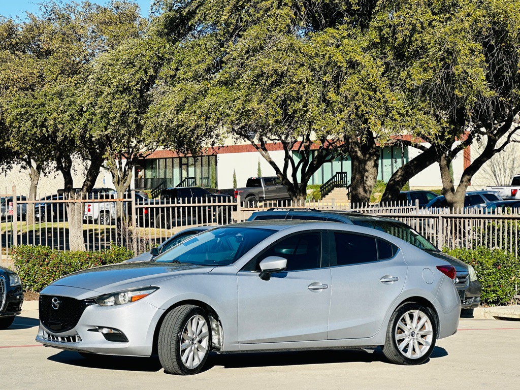 2017 Mazda Mazda3 Image 4
