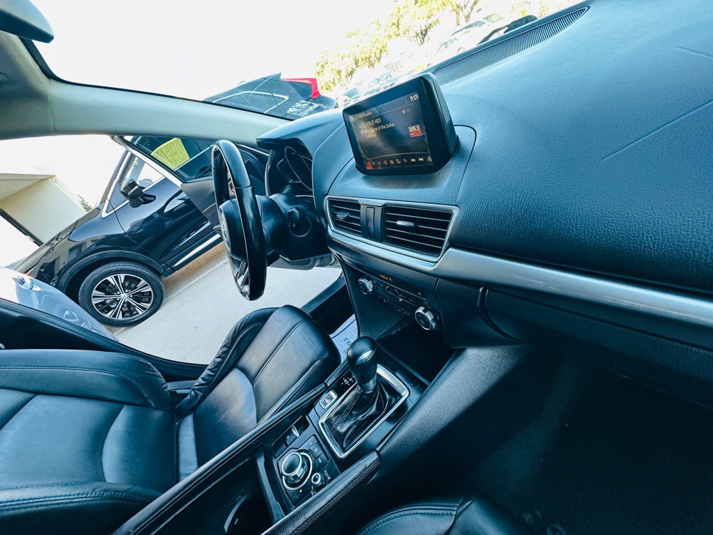 2017 Mazda Mazda3 Image 23