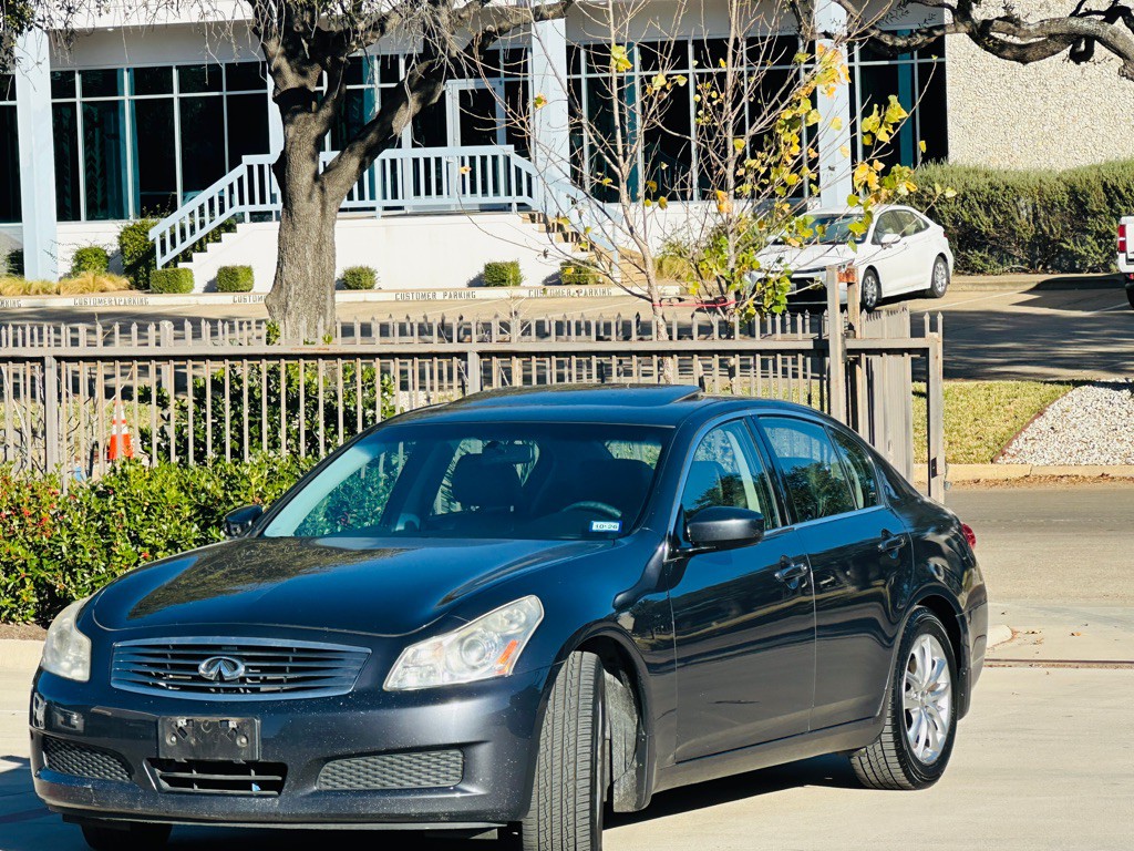 2009 INFINITI G37 Image 3