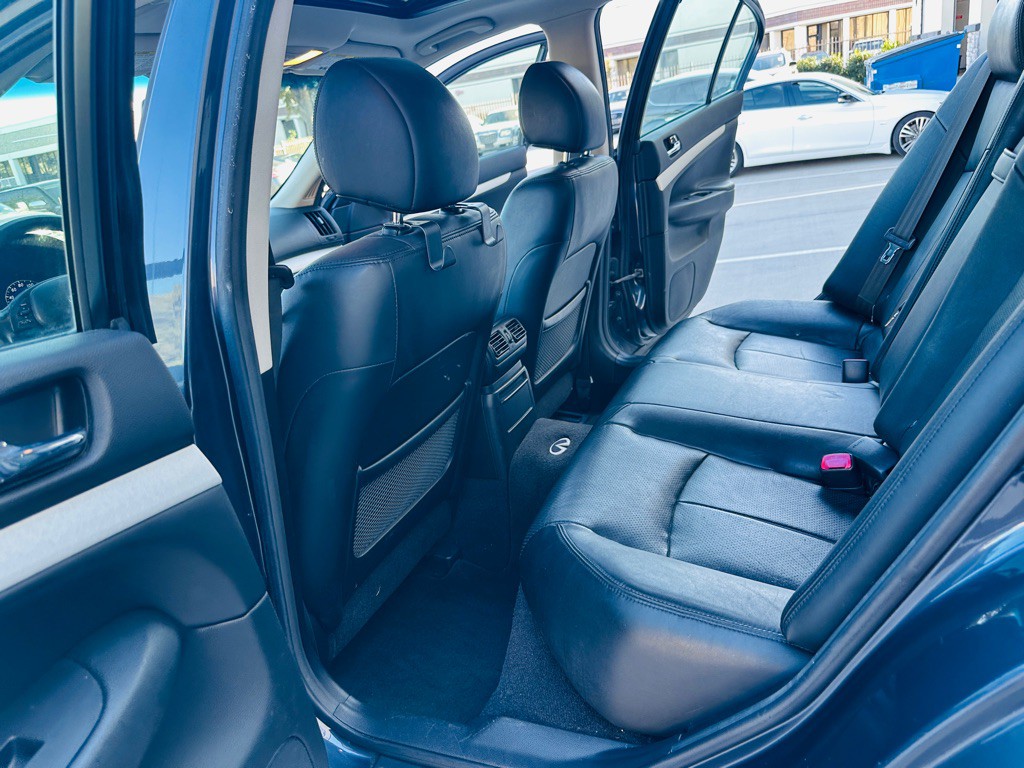 2009 INFINITI G37 Image 16