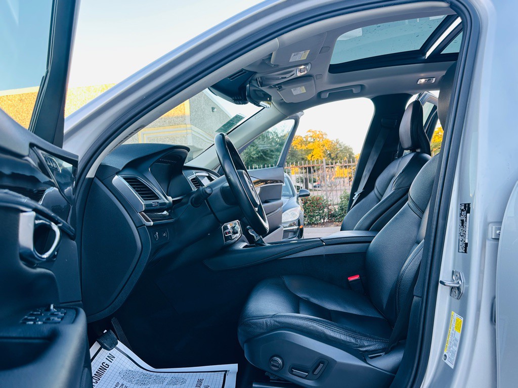 2019 Volvo XC90 Image 11